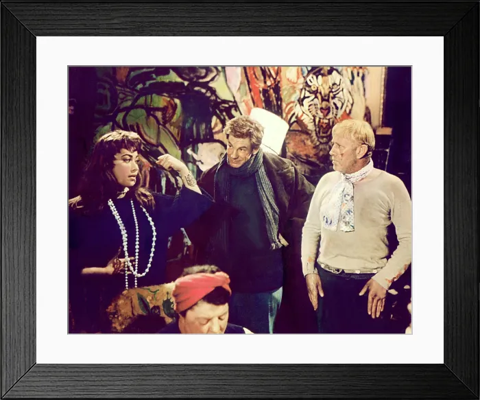 Framed Print : THE HORSE'S MOUTH, Michael Gough, Alec Guinness, 1958