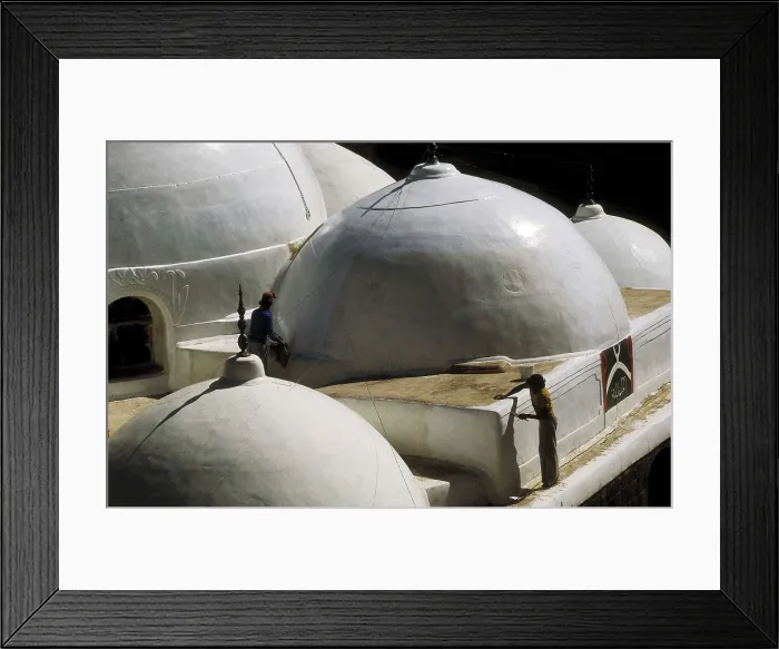 Framed Print : YEMEN. SANA'A. Sana. Craftsmen painting the vaults of Al-Bakiriyya Mosque. Islamic art. AISA / Everett Collection**US SALES ONLY**