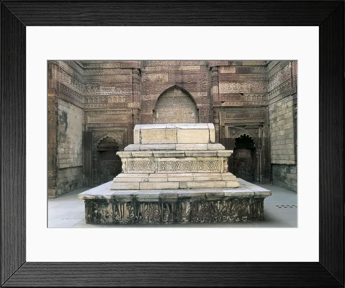 Framed Print : Quwwat Al-Islam Mosque. 1190s. INDIA. DELHI. Delhi. Iltutmish tomb (1235) in Quwwat-al-Islam mosque. Islamic art. AISA / Everett Collection**US SALES ONLY**