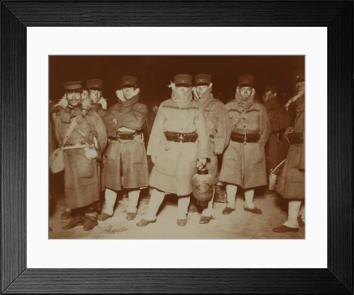 Framed Print : Japanese soldiers at Chemulpo (Inchon) beach after naval battle, Feb. 9, 1904