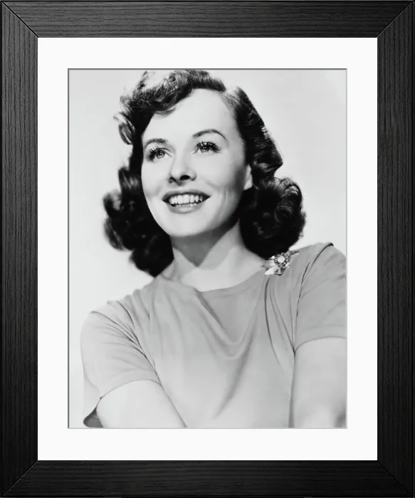 Framed Print : THE WOMEN, Paulette Goddard, 1939 Framed Print : THE WOMEN, Paulette Goddard, 1939