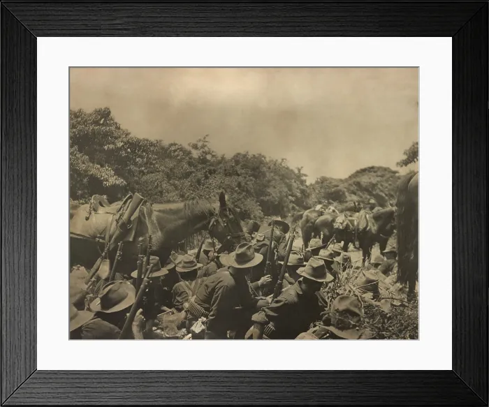 Framed Print : US 16th Infantry under Spanish fire in San Juan creek bottom, during the Battle of San Juan Hill