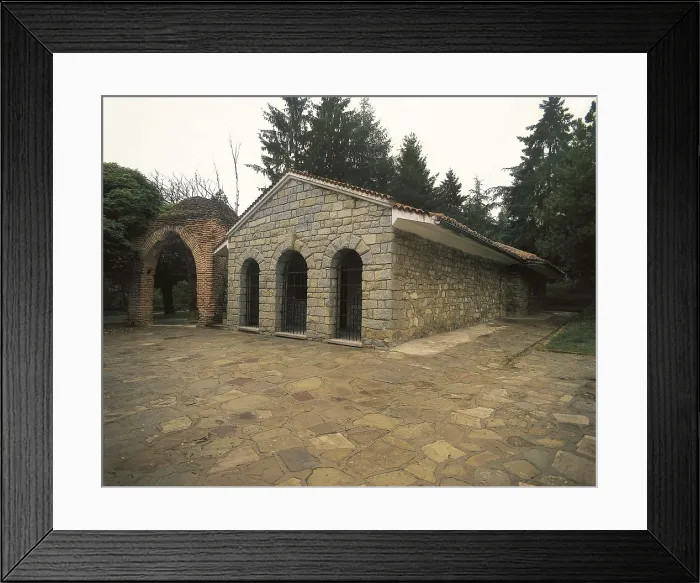 Framed Print : BULGARIA. SOFIA. Kazanlak. Thracian Tomb of Kazanlak (2nd c. BC), in Rose valley. Thracian art. AISA / Everett Collection**US SALES ONLY** Framed Print : BULGARIA. SOFIA. Kazanlak. Thracian Tomb of Kazanlak (2nd c. BC), in Rose valley. Thracian art. AISA / Everett Collection**US SALES ONLY**