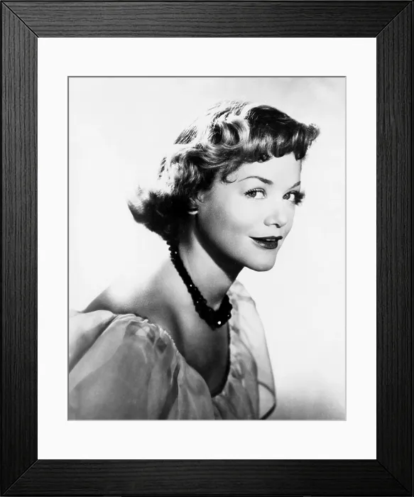 Framed Print : WOMEN WITHOUT NAMES, (aka DONNE SENZA NOME), Simone Simon, 1950