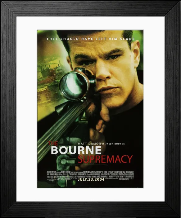 Framed Print : THE BOURNE SUPREMACY, Matt Damon on US poster art, 2004, Universal Pictures / courtesy Everett Collection Framed Print : THE BOURNE SUPREMACY, Matt Damon on US poster art, 2004, Universal Pictures / courtesy Everett Collection