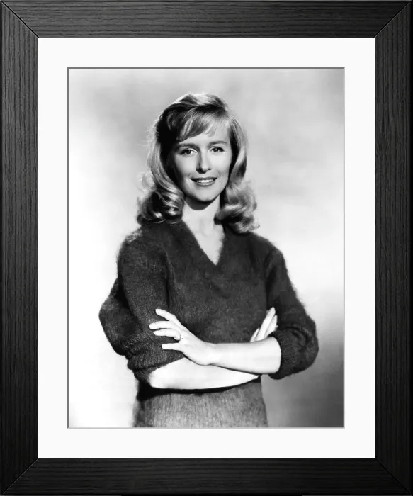 Framed Print : THE WRECK OF THE MARY DEARE, Virginia McKenna, 1959