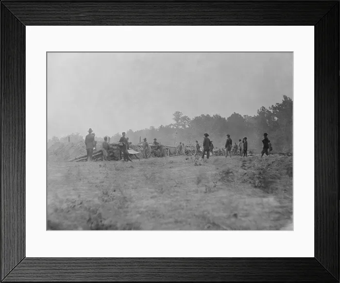 Framed Print : US Civil War, Peninsula Campaign, April-August, 1862. Union Captain Harry Bensons Battery M behind earthworks at the Battle of Fair Oaks / Seven Pines, May 31-June 1, 1862 Framed Print : US Civil War, Peninsula Campaign, April-August, 1862. Union Captain Harry Bensons Battery M behind earthworks at the Battle of Fair Oaks / Seven Pines, May 31-June 1, 1862