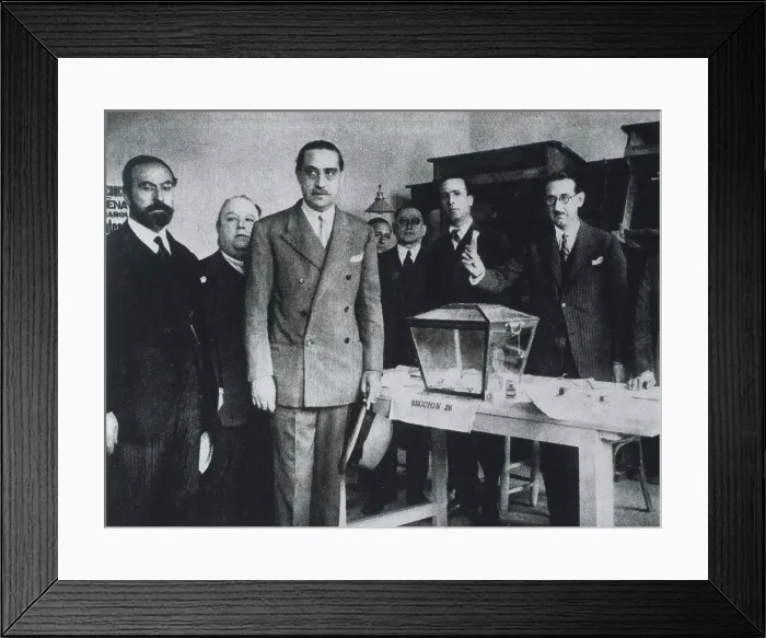 Framed Print : Spain. Second Republic (1931-1936). Fernado de los Ros (left) y Miguel Maura (third on the right) in the elections for the Constituent Cortes (Parliament, 28th June 1931) Framed Print : Spain. Second Republic (1931-1936). Fernado de los Ros (left) y Miguel Maura (third on the right) in the elections for the Constituent Cortes (Parliament, 28th June 1931)