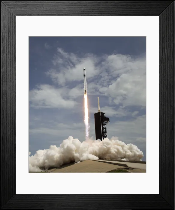 Framed Print : A SpaceX Falcon 9 rocket blasts off from Launch Complex 39A at Kennedy Space Center in Florida, May 30, 2020 Framed Print : A SpaceX Falcon 9 rocket blasts off from Launch Complex 39A at Kennedy Space Center in Florida, May 30, 2020