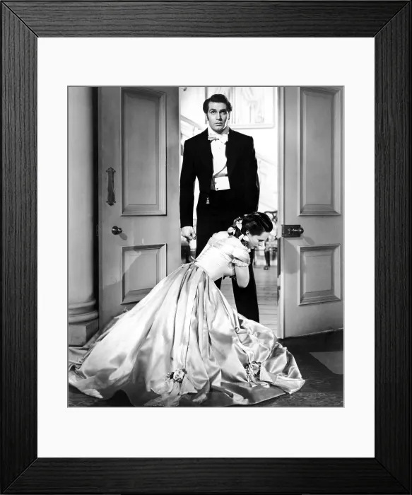 Framed Print : WUTHERING HEIGHTS, Laurence Olivier, Geraldine Fitzgerald, 1939