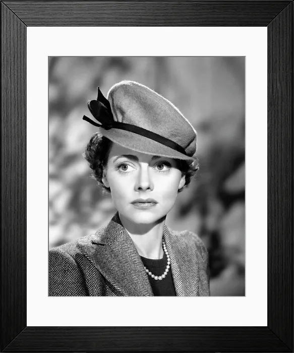 Framed Print : BRIEF ENCOUNTER, Celia Johnson, 1945