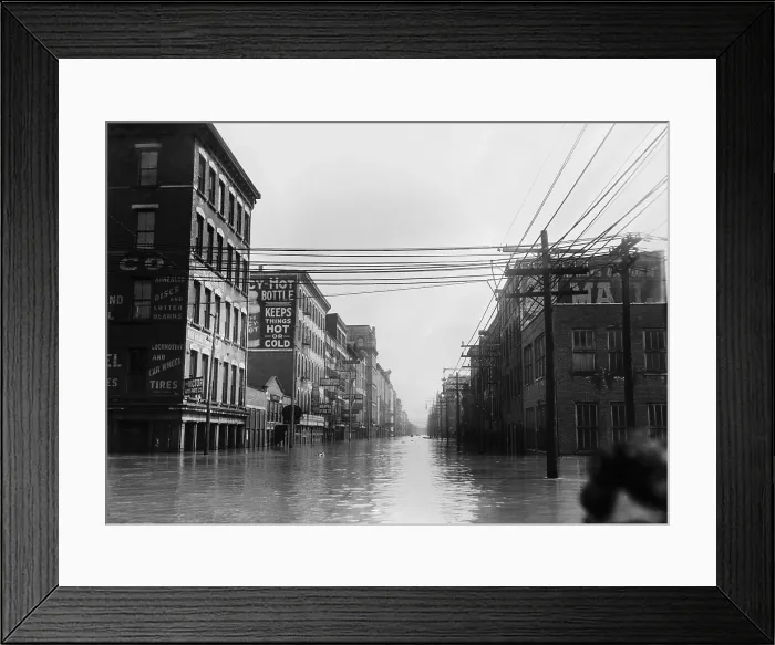 Framed Print : The Great Flood of 1913 was Ohio's greatest weather disaster of the early 20th century. Photo shows flooded warehouses Elm St. looking north, Cincinnati, Ohio Framed Print : The Great Flood of 1913 was Ohio's greatest weather disaster of the early 20th century. Photo shows flooded warehouses Elm St. looking north, Cincinnati, Ohio