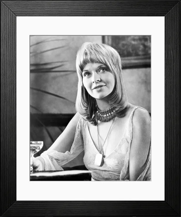 Framed Print : X, Y AND ZEE, (aka ZEE AND CO.), Susannah York, 1972