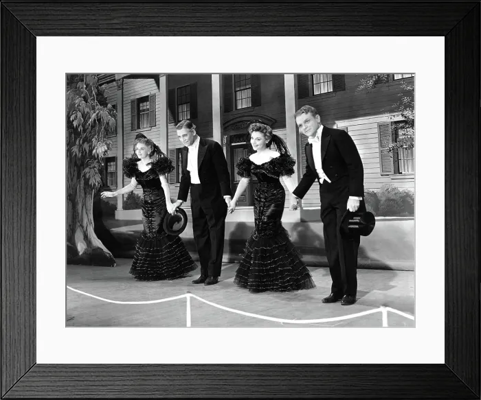 Framed Print : YANKEE DOODLE DANDY, Rosemary DeCamp, Walter Huston, Jeanne Cagney, James Cagney, 1942
