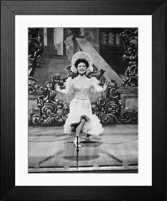 Framed Print : YANKEE DOODLE DANDY, Joan Leslie, 1942