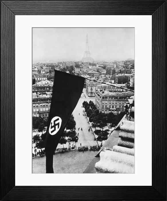 Framed Print : Nazi Swastika flag on the Arc de Triomphe after German occupation of Paris, June 1940, World War 2 (BSLOC_2015_13_80)