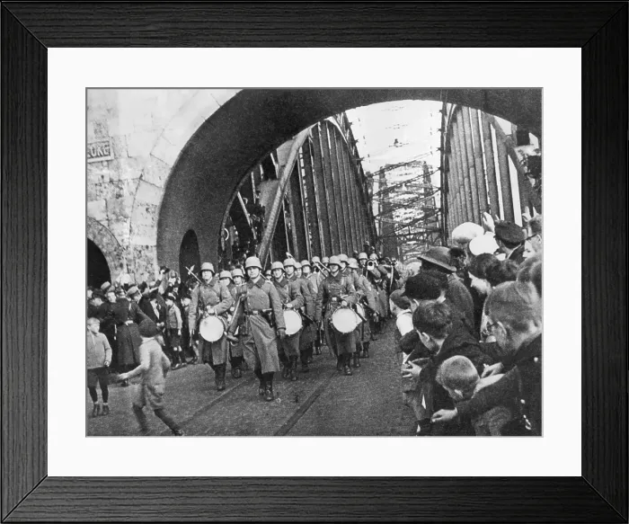 Framed Print : German troops march across the Hohenzollern Bridge to re-occupy Cologne and the Rhineland. March 7, 1936 Framed Print : German troops march across the Hohenzollern Bridge to re-occupy Cologne and the Rhineland. March 7, 1936