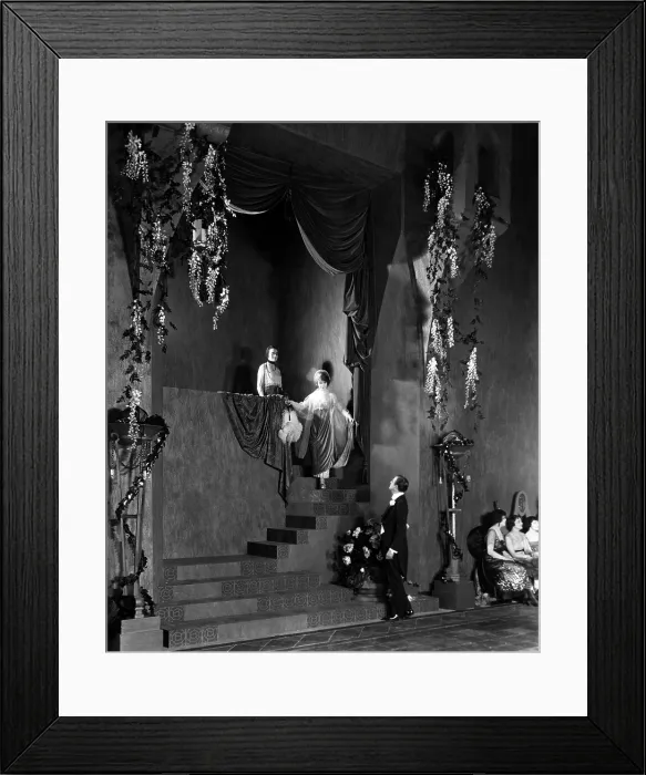 Framed Print : WAY DOWN EAST, Lillian Gish (on staircase), Lowell Sherman (below), 1920 Framed Print : WAY DOWN EAST, Lillian Gish (on staircase), Lowell Sherman (below), 1920