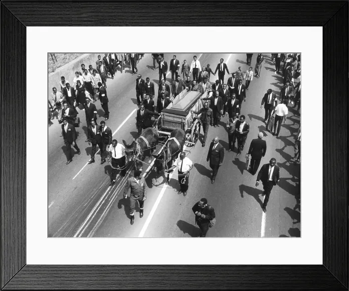 Framed Print : Funeral of Martin Luther King in Atlanta, Georgia, April 9, 1968 Framed Print : Funeral of Martin Luther King in Atlanta, Georgia, April 9, 1968