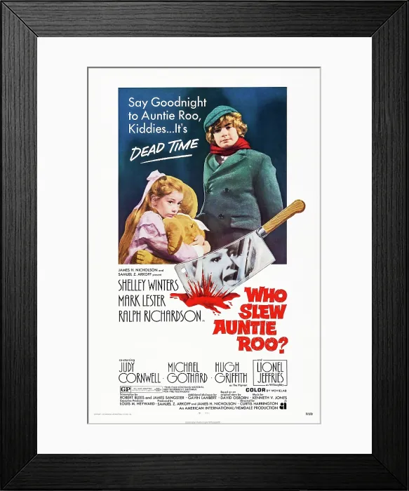 Framed Print : WHO SLEW AUNTIE ROO? (aka WHOEVER SLEW AUNTIE ROO?), US poster, top from left: Chloe Franks, Mark Lester, Shelley Winters (bottom), 1972