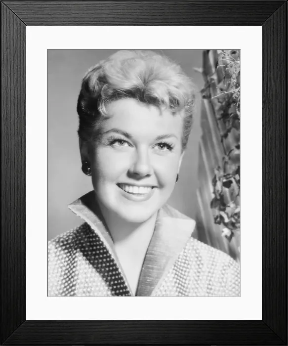 Framed Print : YOUNG AT HEART, Doris Day, 1954