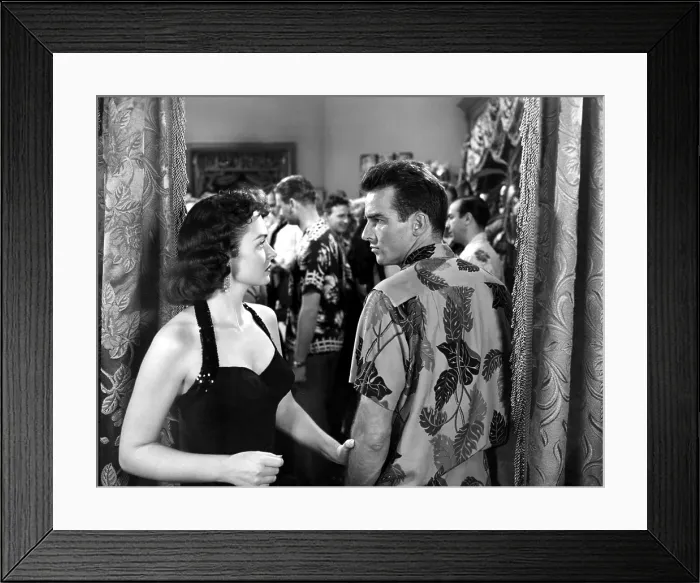 Framed Print : FROM HERE TO ETERNITY, from left: Donna Reed, Montgomery Clift, 1953 Framed Print : FROM HERE TO ETERNITY, from left: Donna Reed, Montgomery Clift, 1953