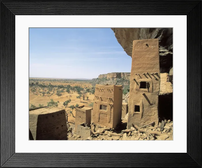 Framed Print : MALI. MOPTI. Teli. Cliffs of Bandiagara. AISA / Everett Collection**US SALES ONLY** Framed Print : MALI. MOPTI. Teli. Cliffs of Bandiagara. AISA / Everett Collection**US SALES ONLY**