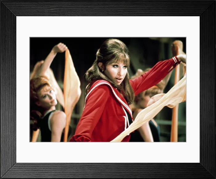Framed Print : FUNNY GIRL, Barbra Streisand, 1968 Framed Print : FUNNY GIRL, Barbra Streisand, 1968
