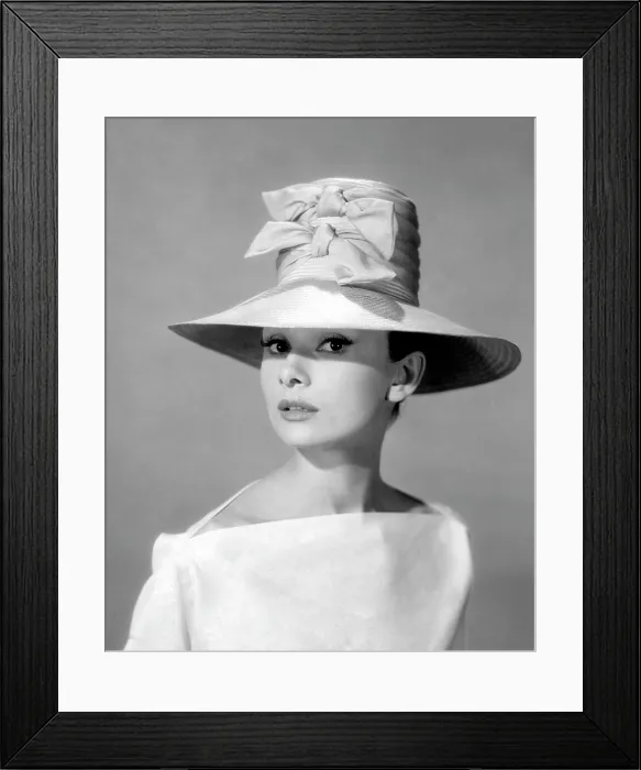 Framed Print : FUNNY FACE, Audrey Hepburn, 1957 Framed Print : FUNNY FACE, Audrey Hepburn, 1957