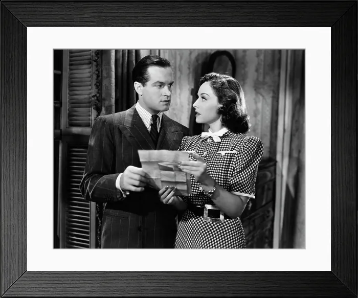 Framed Print : THE CAT AND THE CANARY, from left: Bob Hope, Paulette Goddard, 1939 Framed Print : THE CAT AND THE CANARY, from left: Bob Hope, Paulette Goddard, 1939