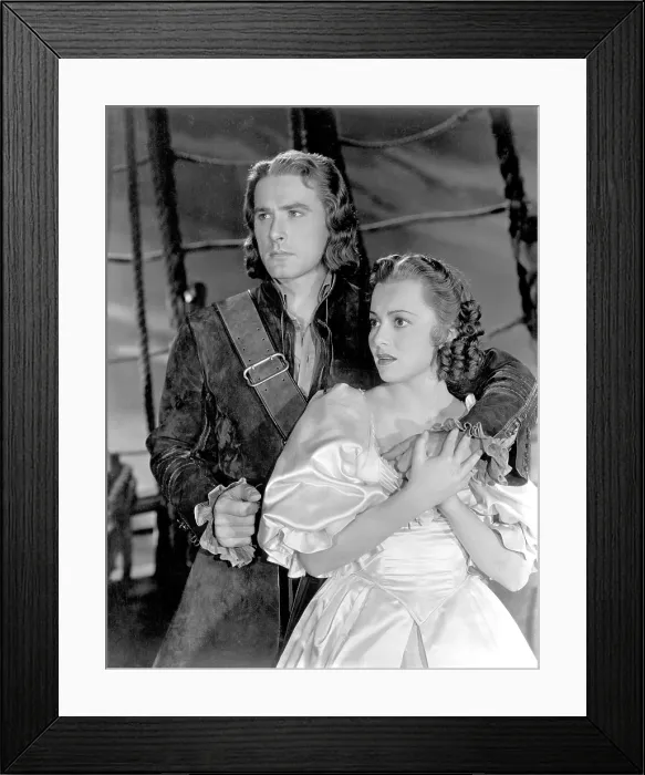 Framed Print : CAPTAIN BLOOD, Errol Flynn, Olivia De Havilland, 1935 Framed Print : CAPTAIN BLOOD, Errol Flynn, Olivia De Havilland, 1935