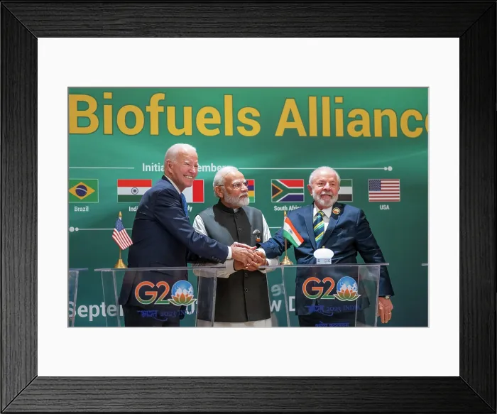 Framed Print : President Joe Biden poses with India's Prime Minister Narendra Modi and Brazilian President, Luiz Incio Lula da Silva Framed Print : President Joe Biden poses with India's Prime Minister Narendra Modi and Brazilian President, Luiz Incio Lula da Silva