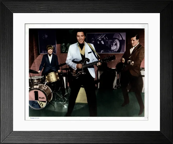 Framed Print : SPINOUT, (originally titled CALIFORNIA HOLIDAY), from left, Deborah Walley, Elvis Presley, Jimmy Hawkins, 1966