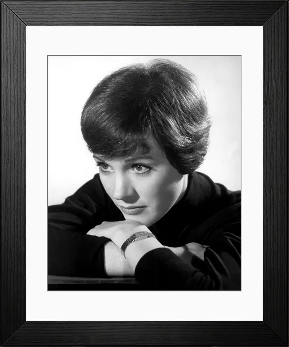 Framed Print : Julie Andrews, 1964 Framed Print : Julie Andrews, 1964