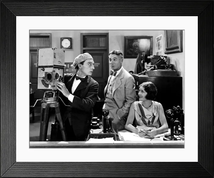 Framed Print : THE CAMERAMAN, Buster Keaton, Sidney Bracey, Marceline Day, 1928 Framed Print : THE CAMERAMAN, Buster Keaton, Sidney Bracey, Marceline Day, 1928