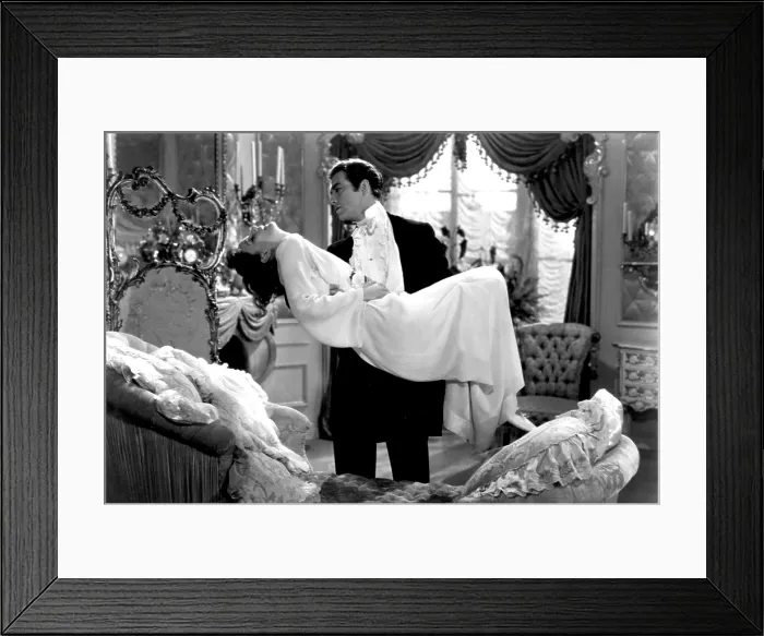 Framed Print : CAMILLE, Greta Garbo, Robert Taylor, 1936 Framed Print : CAMILLE, Greta Garbo, Robert Taylor, 1936