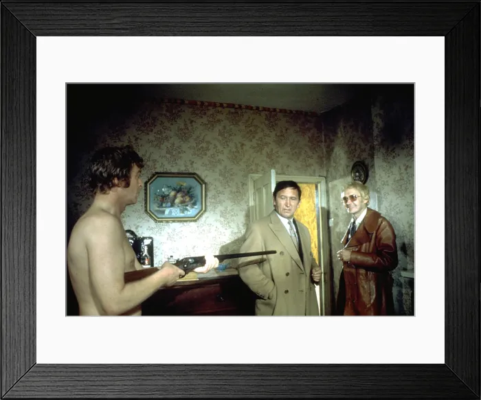 Framed Print : GET CARTER, Michael Caine, Peter Sewell, Tony Beckley, 1971 Framed Print : GET CARTER, Michael Caine, Peter Sewell, Tony Beckley, 1971