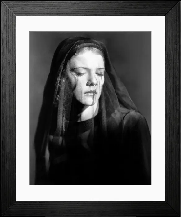 Framed Print : THE YELLOW TICKET, Elissa Landi, 1931. TM & copyright 20th Century Fox Film Corp. All rights reserved / courtesy Everett Collection Framed Print : THE YELLOW TICKET, Elissa Landi, 1931. TM & copyright 20th Century Fox Film Corp. All rights reserved / courtesy Everett Collection