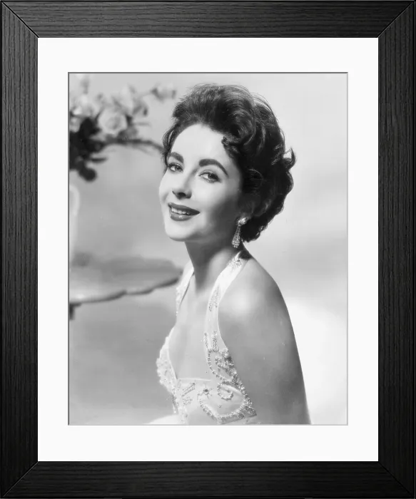 Framed Print : GIANT, Elizabeth Taylor, 1956