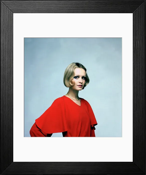 Framed Print : THE BOY FRIEND, Twiggy, 1971