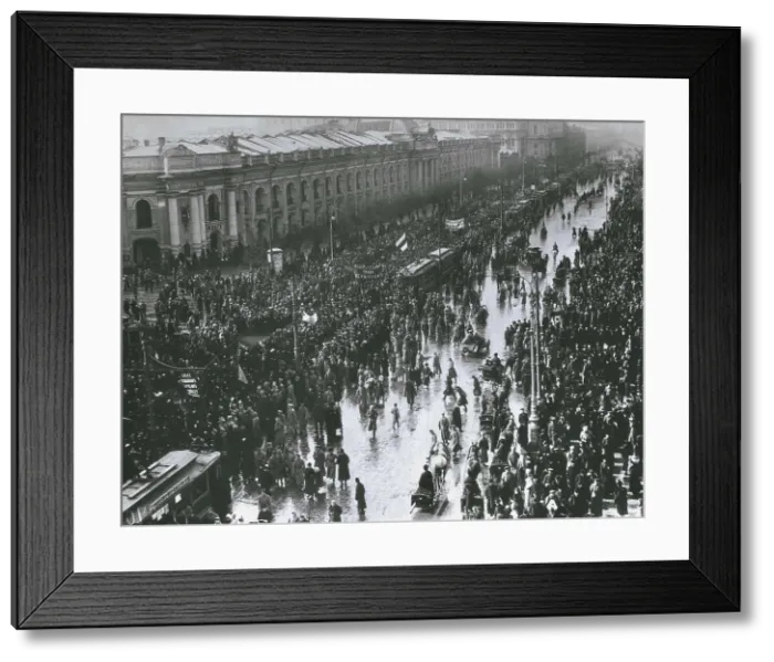 Framed Print : Russian Revolution. Demonstration of women demanding their right to vote, in the Nevsky Avenue in front the Crostinny, Petrograd (19th March 1917) Framed Print : Russian Revolution. Demonstration of women demanding their right to vote, in the Nevsky Avenue in front the Crostinny, Petrograd (19th March 1917)
