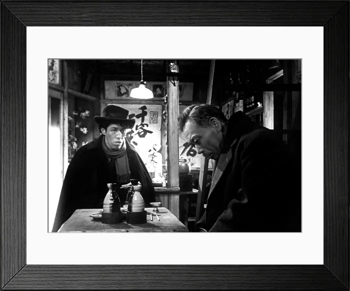 Framed Print : IKIRU, from left: Yunosuke Ito, Takashi Shimura, 1952