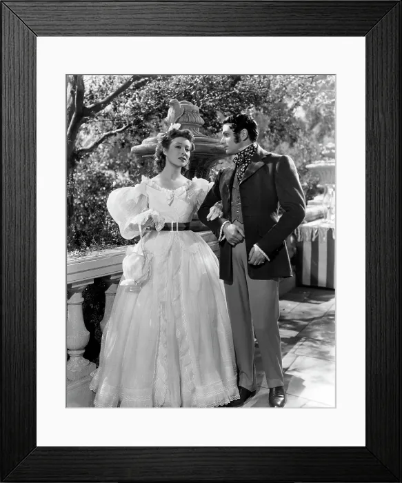 Framed Print : PRIDE AND PREJUDICE, Greer Garson, Laurence Olivier, 1940 Framed Print : PRIDE AND PREJUDICE, Greer Garson, Laurence Olivier, 1940