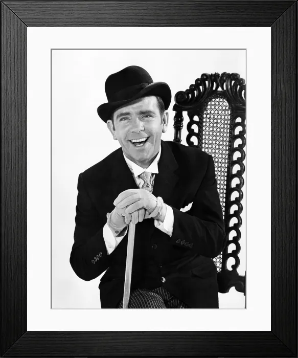 Framed Print : THE GIRL ON THE BOAT, Norman Wisdom, 1961 Framed Print : THE GIRL ON THE BOAT, Norman Wisdom, 1961