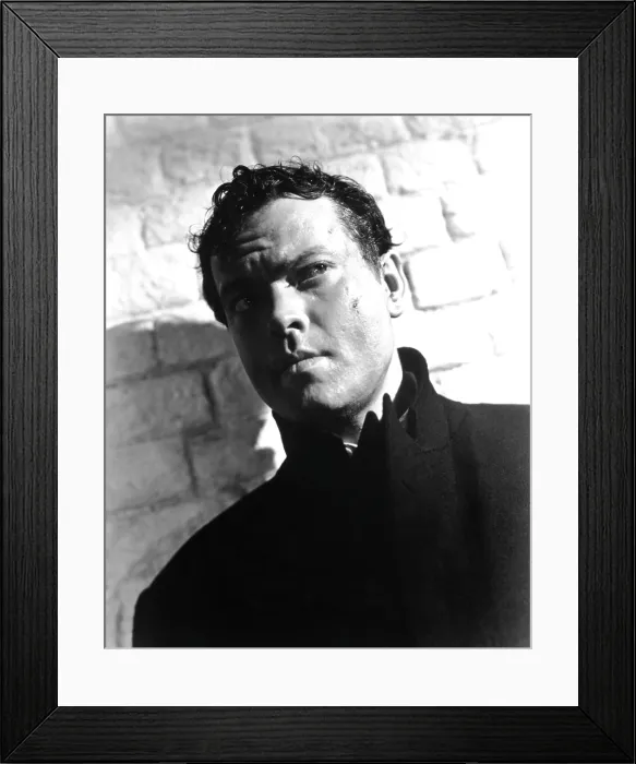 Framed Print : THE THIRD MAN, Orson Welles, 1949 Framed Print : THE THIRD MAN, Orson Welles, 1949
