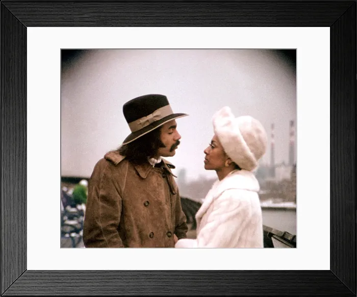 Framed Print : SUPER FLY, Ron O'Neal, Sheila Frazier, 1972 Framed Print : SUPER FLY, Ron O'Neal, Sheila Frazier, 1972