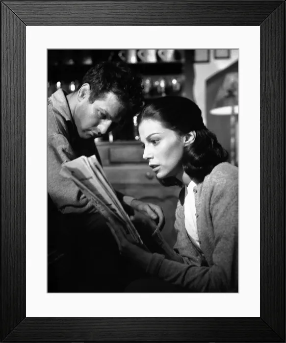 Framed Print : SOMEBODY UP THERE LIKES ME, Paul Newman, Pier Angeli, 1956