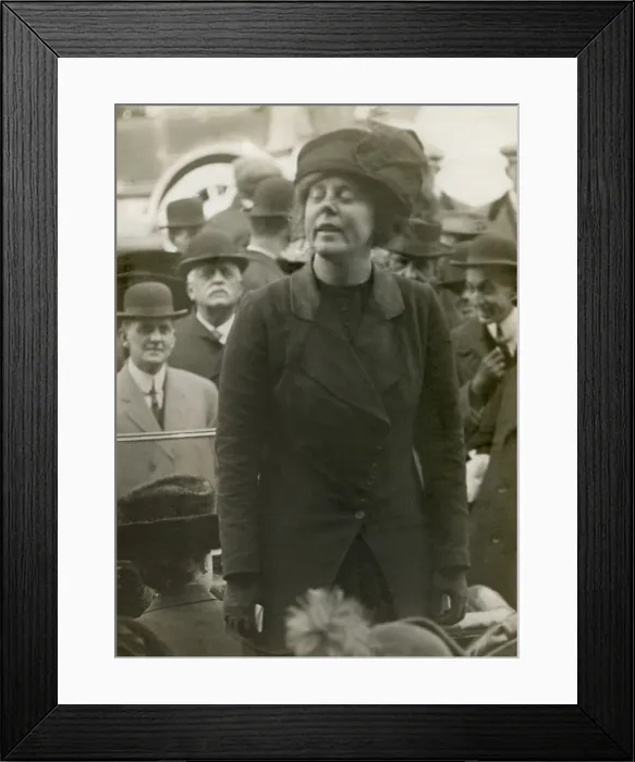 Framed Print : Lucy Burns, suffragist and women's rights advocate speaking to a crowd of men in New York City. Ca. 1913. (BSLOC_2018_4_233)