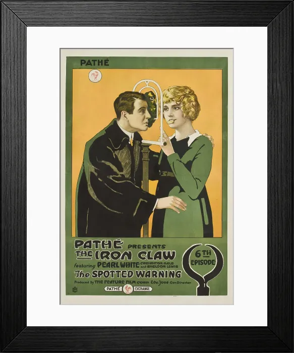Framed Print : THE IRON CLAW, right: Pearl White in Episode 6: The Spotted Warning, 1916