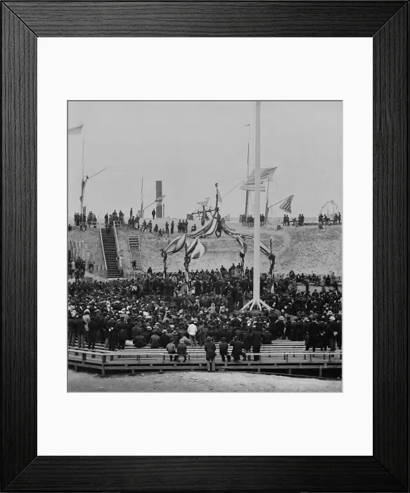 Framed Print : American flag flies over Fort Sumter at the end of the US Civil War. Exactly four years after lowering the Fort Sumter flag in surrender, Gen